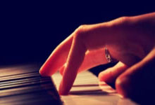 兰博电竞官网:米切尔独揽27分 骑士NBA主场大胜公鹿.